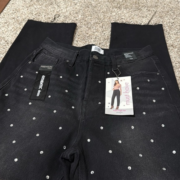Simple Society Black Rhinestone Women's Jeans NWT - Picture 3 of 7